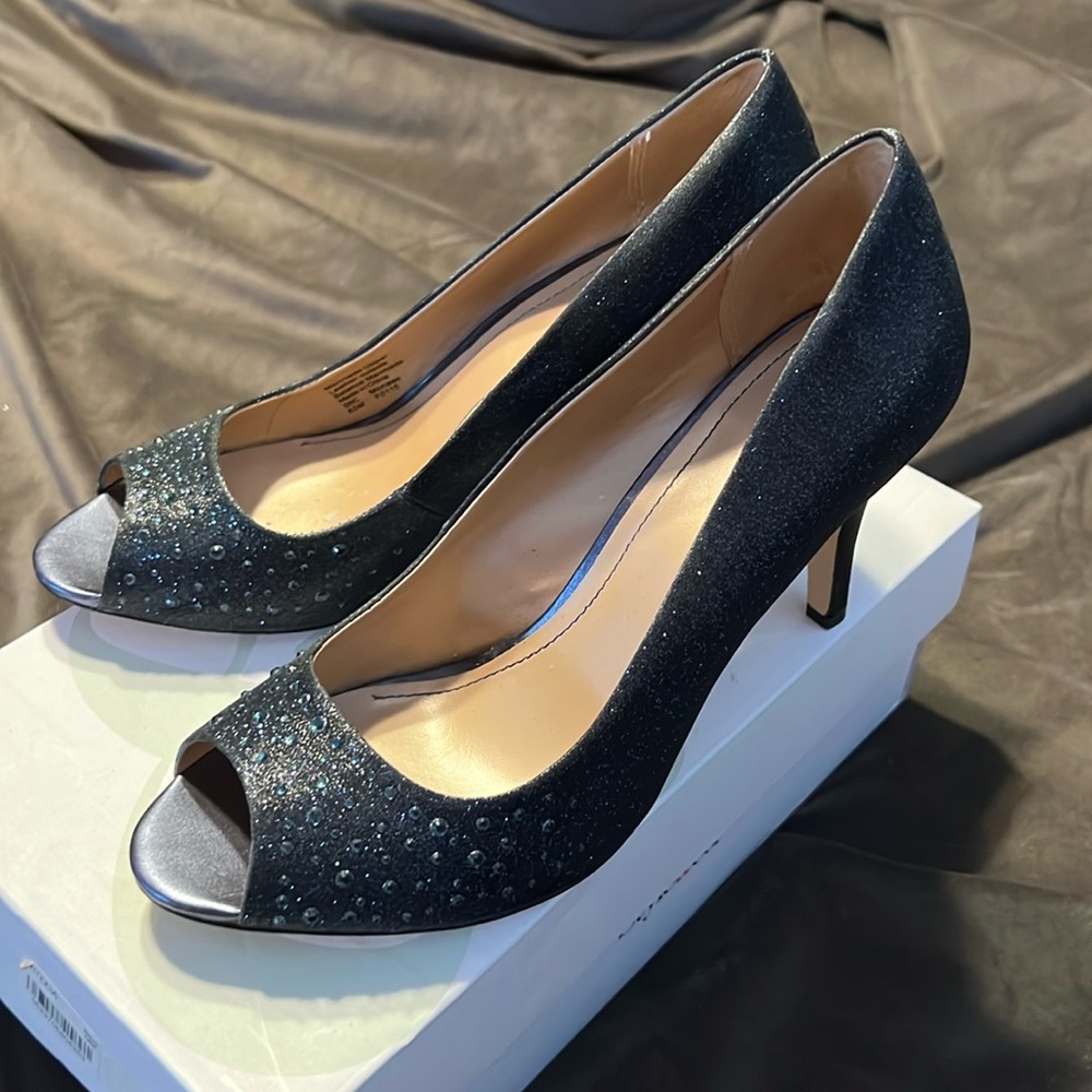4” sparkly navy heels peep toe sexy 8.5